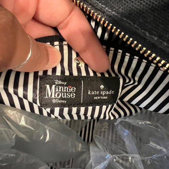 Kate Spade Minnie Mouse - Picture 4 of 13